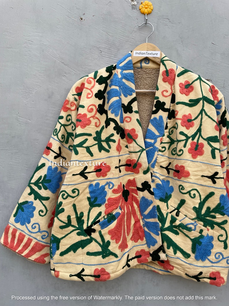 Manteau de veste de broderie à la main Suzani, les femmes portent des vestes dhiver, cadeau de demoiselle dhonneur, veste dhiver, robe kimono Suzani image 3