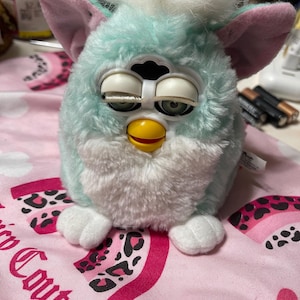 1999 Mint Furby Baby Not Working Tiger Electronics Interactive Toy