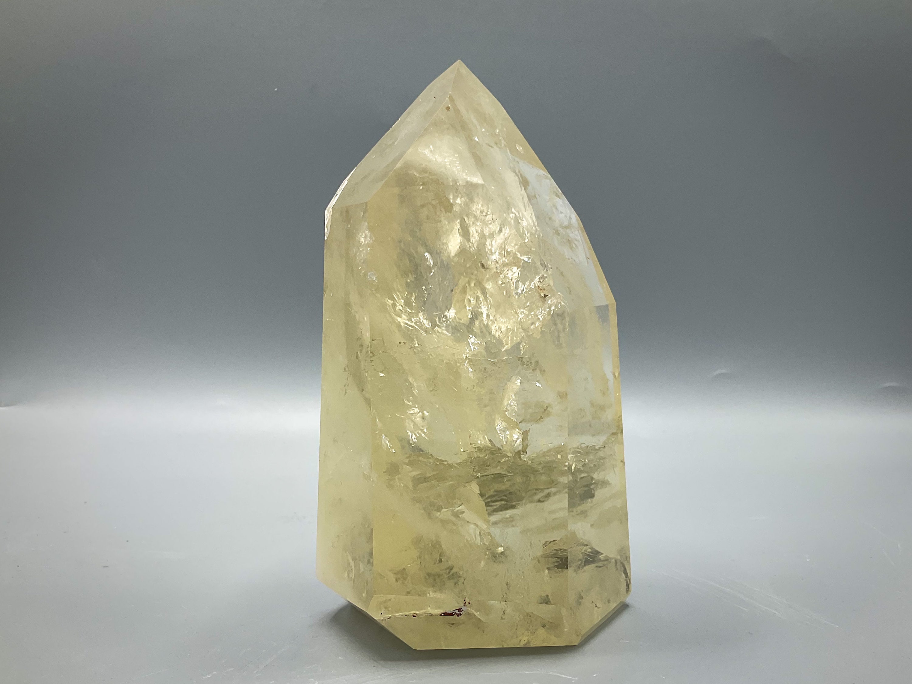 シトリン ポイント タワー 700gオーバー シトリン ポイント タワー 700gオーバー a37843-2_700.jpg