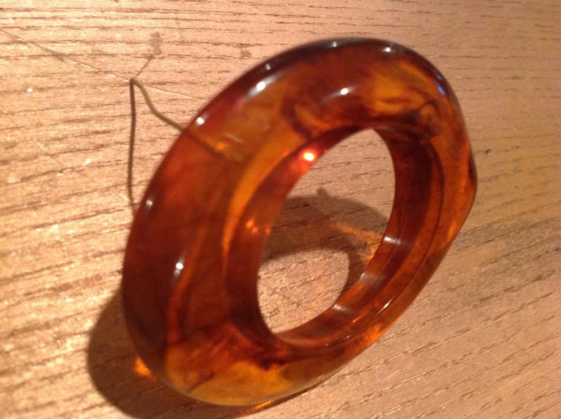 Vintage oval root beer Bakelite brooch