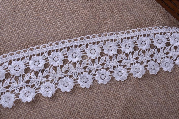 Venise Lace 3+1//2 inch wide white color    selling by the yard