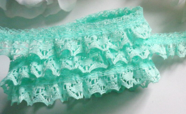 Ruffled Lace 3//4 inch wide peach//white color selling by the yard