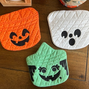 Halloween Pail mug rug, coaster, small placemat
