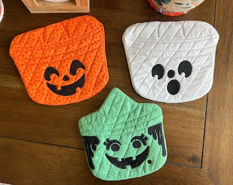 Halloween Pail mug rug, coaster, small placemat