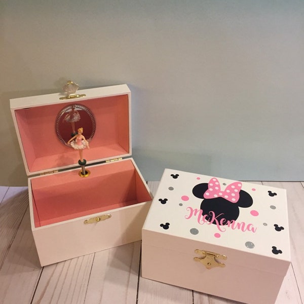 Childrens personalized jewelry box,Personalized Musical Jewelry Box, Jewelry Box for Girls, Custom Ballerina Jewelry Box, Flower Girl Gift