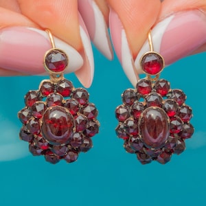 5,00 kt Victoriaanse 9 kt gouden boho-granaatoorbellen – cabochon en roos