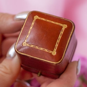Art Deco Brown Leather Ring Box, The Goldsmiths & Silversmiths Co Ltd image 5