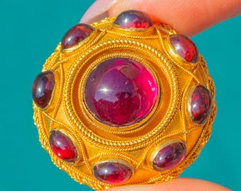 FINE 15ct Gold Victorian Garnet Cabochon 'UFO' Pendant, Locket-Back