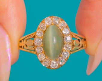 Victorian Cat's Eye Chrysoberyl Diamond Halo Ring in 18ct Gold