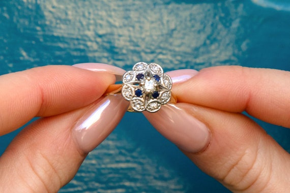 DIAMOND AND EMERALD CLUSTER RING – Transcend Fine Jewellery