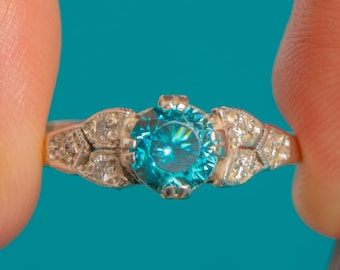 Antique 9ct Gold Zircon Diamond Ring