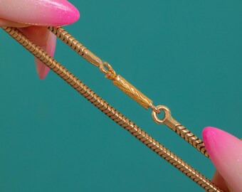 Vintage Gold Snake Chain Belt: 90s Retro Glam Waist Cinch - Etsy display picture 1