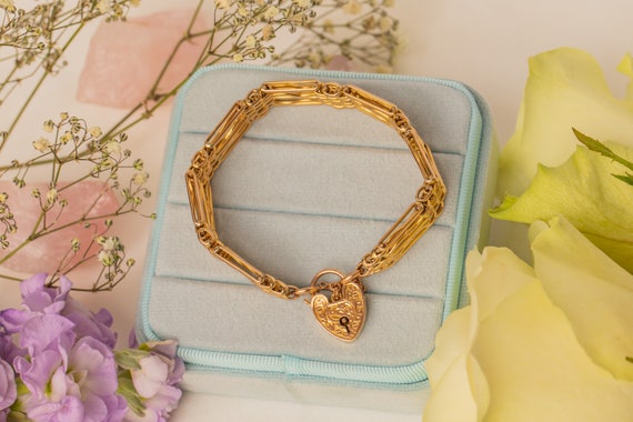 Antique 9ct Gold Gate Bracelet, Engraved Heart Pa… - image 10