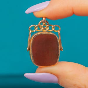 Antique 9ct Gold Bloodstone Carnelian Swivel Fob Pendant