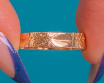 Antique 15ct Gold Engraved Wedding Band, c.1870
