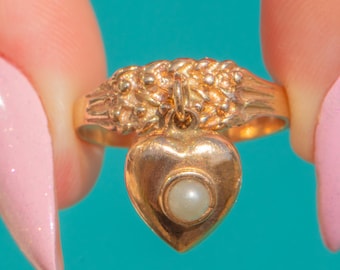 9ct Gold Pearl Heart Keeper Ring