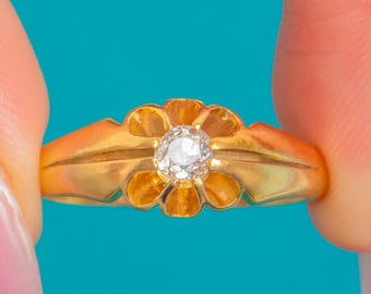 18ct Gold Old Mine Cut Diamond Belcher / Buttercup Ring c.1913