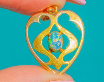 Art Nouveau 9ct Gold Opal Openwork Heart Pendant