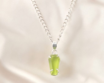 Green Vintage Look Necklace, Green Stone Necklace, Stone Necklace