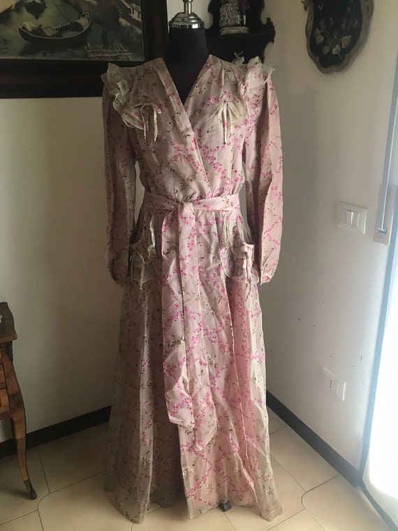 Silk voile dressing gown