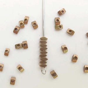 50pcs Brass Oval Spacer Beads : Vintage Style Jewelry Findings (4.5x2mm) earring making pieces