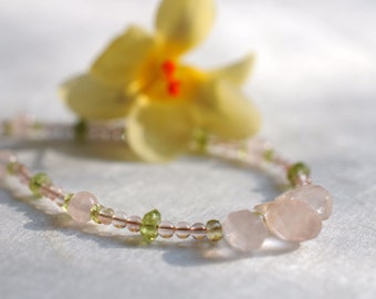 Rose quartz and peridot gemstone necklace