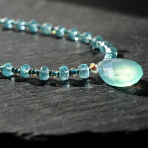 Chalcedony and apatite gemstone necklace image 3