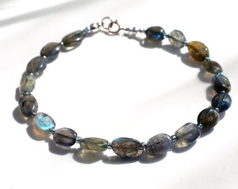 Labradorite gemstone bracelet, arm candy bracelet, friendship bracelet, stackable bracelet