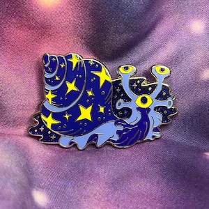 Cosmic Snail Pin, Blue