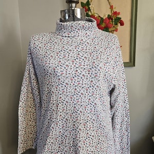 Vintage Pink Floral Long Sleeved Turtleneck Top