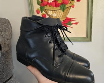 Vintage Maine Woods Dark Navy Blue Leather Lace Up Boots size 10 Women's