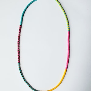Collar de cuentas, cuentas de semillas, collar de cuentas, collar de cuentas de semillas amarillas, collar de cuentas de semillas rosas, collar de cuentas de semillas de color turquesa, cuentas de latón