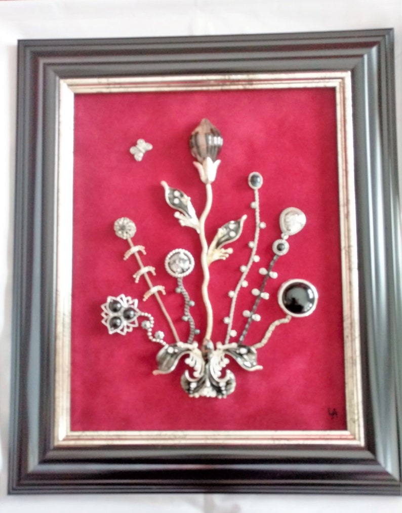 Vintage Framed Jewelry Art Home Decor Family Heirloom Art