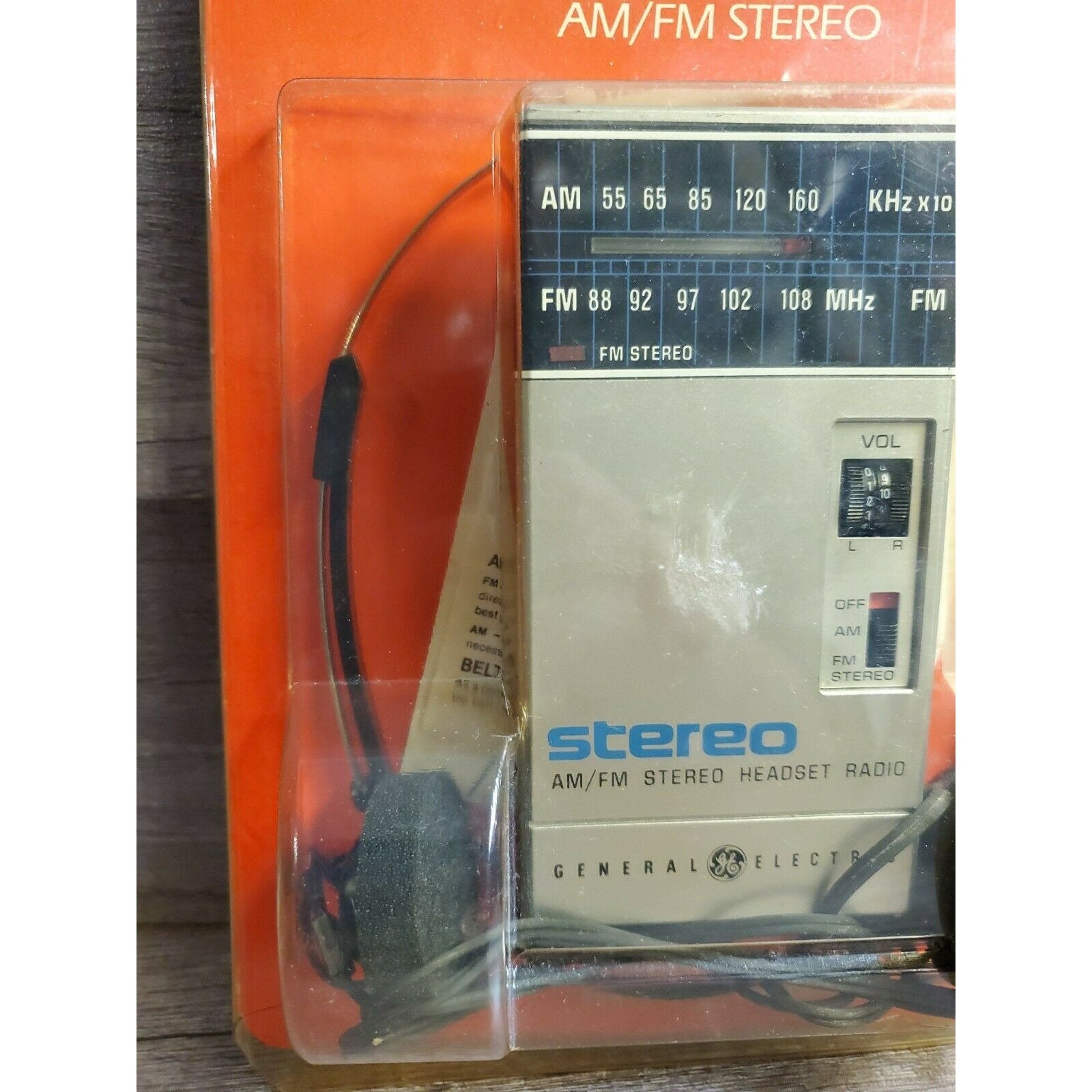 Vtg 80's General Electric AM/FM Stereo Headset Radio GE