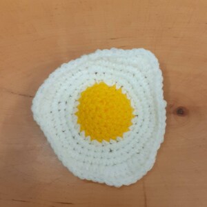 Fried egg - children&#39;s kitchen/toy shop
