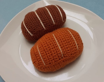 Bread crocheted for children's kitchen/shop