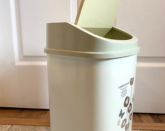 Retro Style Wastebasket, Made in Korea