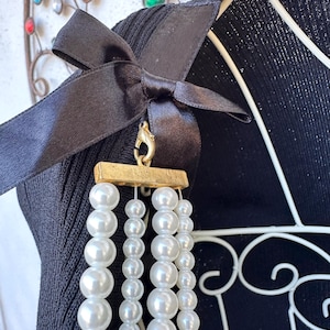 Pearl Necklace Blouse, Cable & Gauge Size M