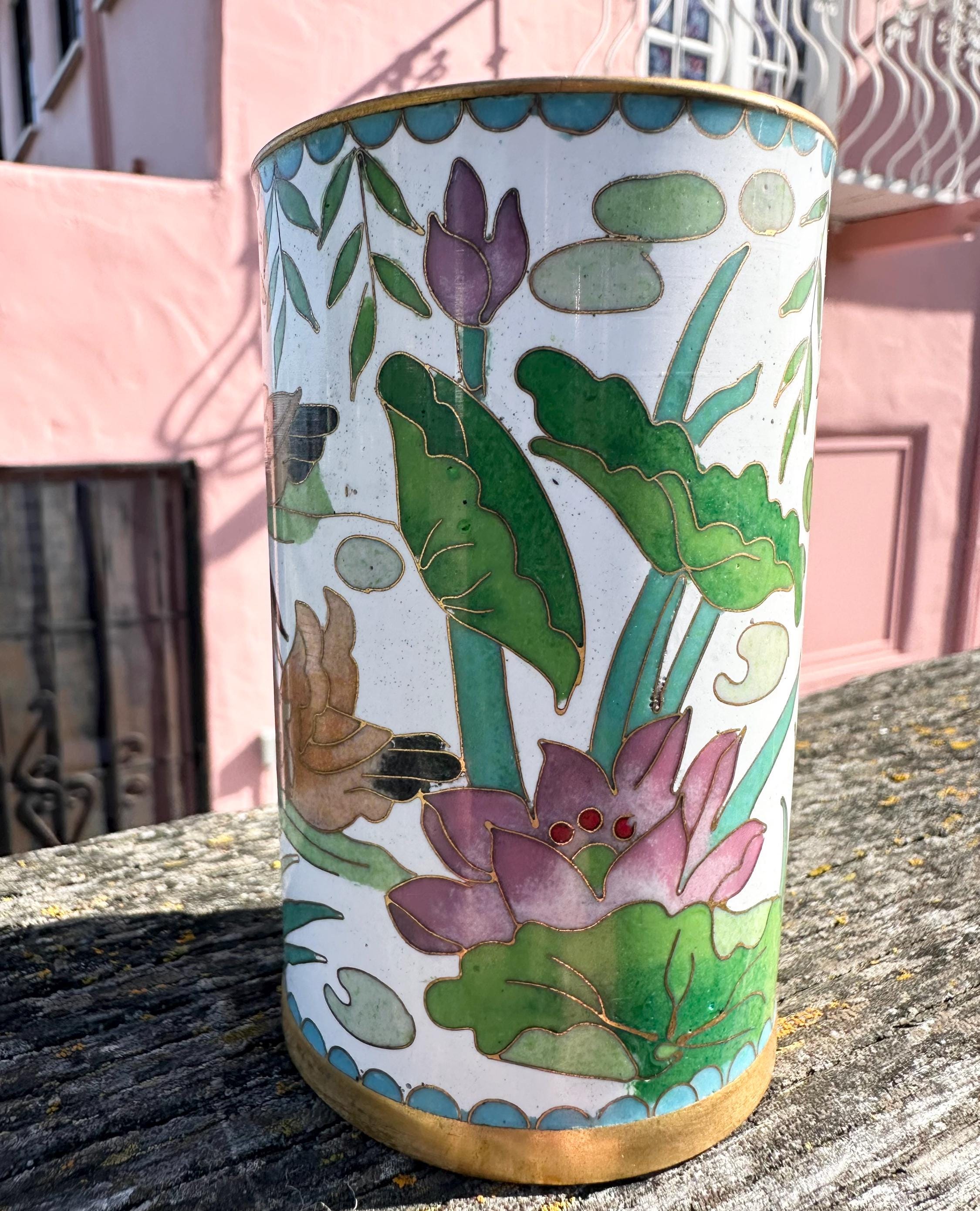 Fabienne Jouvin花と蝶の陶器製フラワーベース　ヴィンテージ Fabienne Jouvin花と蝶の陶器製フラワーベース ヴィンテージ