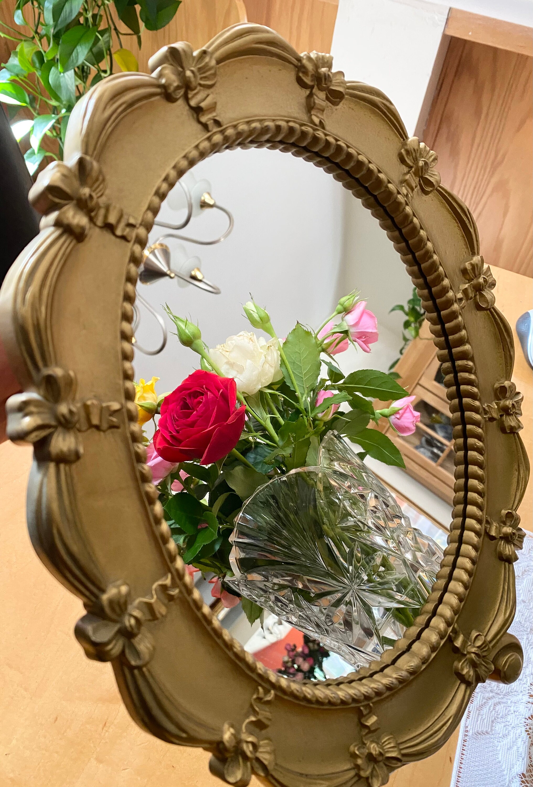 Sale Mid-Century GOLD SYROCO Round Oval Mirror Frame Flowers