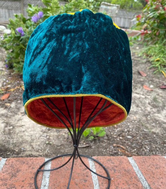 Green Velvet Hat, Embroidered Head Cap - image 6