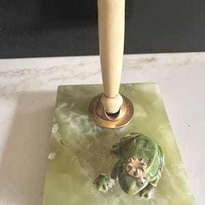 Vintage Green Onyx Desk Pen Holder with Crowned Frog Accent
