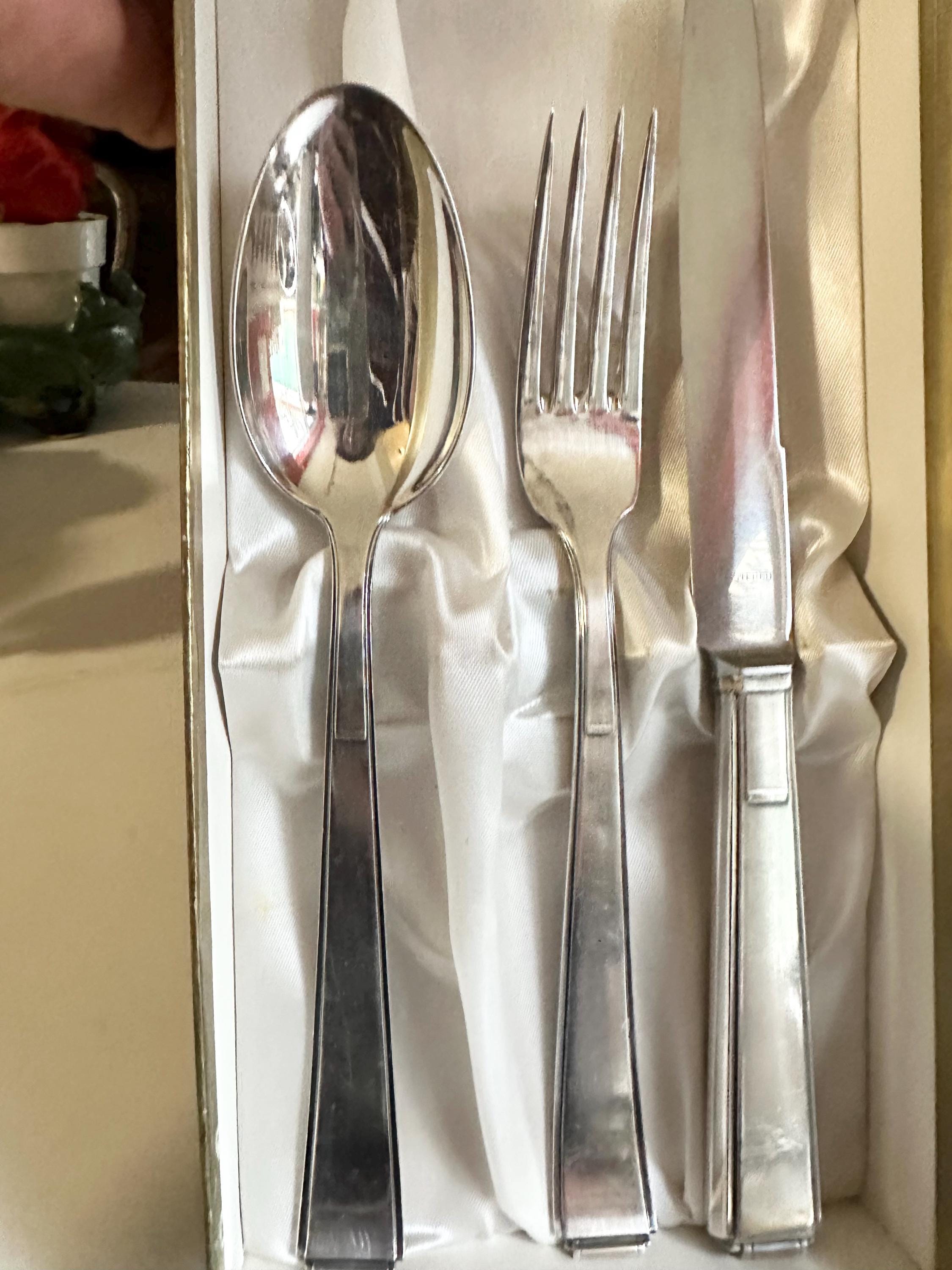 ドイツ・ゾーリンゲン／チークハンドルのフォーク＆ナイフ 8本セット