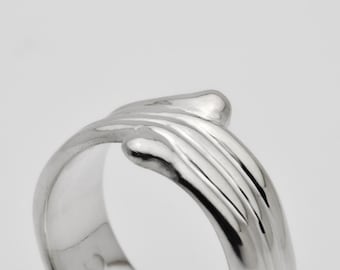 Rings of Joy. Silver Organic Ring With an Unique Hand Made Design