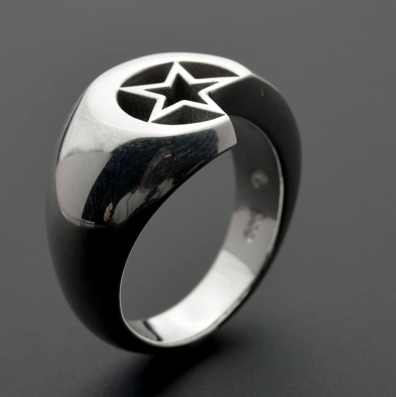 Anel Da Lua E Estrela, Menina Do Anel Dos Anos 70 Em Alto Relevo, Com ...