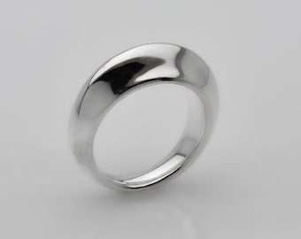 Graceful Beauty of Florence: Handcrafted Sterling Silver Ring with a Dome Shape and Smooth Lines