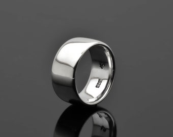 The Sleek and Stylish Sterling Silver Bullet Ring