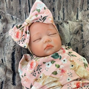 Newborn Bunny Rabbits Swaddle Blanket and Knot Hat Set, Receiving Blanket, Headband with Bow, Baby Shower Gift, Newborn Pictures