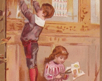 Excellent état ! Jeu - Belle carte commerciale française victorienne de 1895 Ibled Paris - Photos de scrapbooking mode enfants fille - chromo vintage