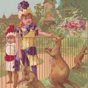 Wunderschöne viktorianische Trade Card 1890s Werbung Au Bon Märzé Paris Mädchen Zoo - Kleid Spitze schicke Vintage Chromo Minot